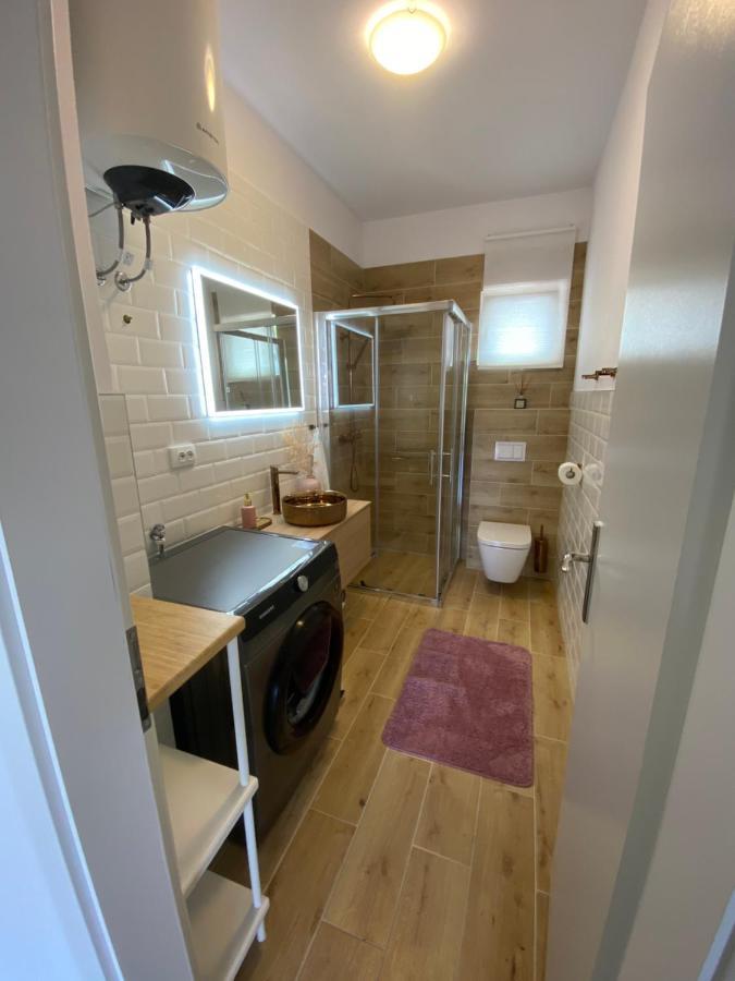 Lumar Holidays And Apartments Preko Exteriér fotografie