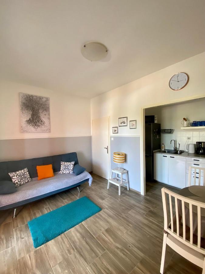 Lumar Holidays And Apartments Preko Exteriér fotografie